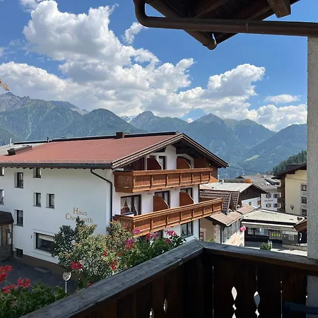 Haus Alpenblick فندق مبيت وإفطار سيرفاوس
